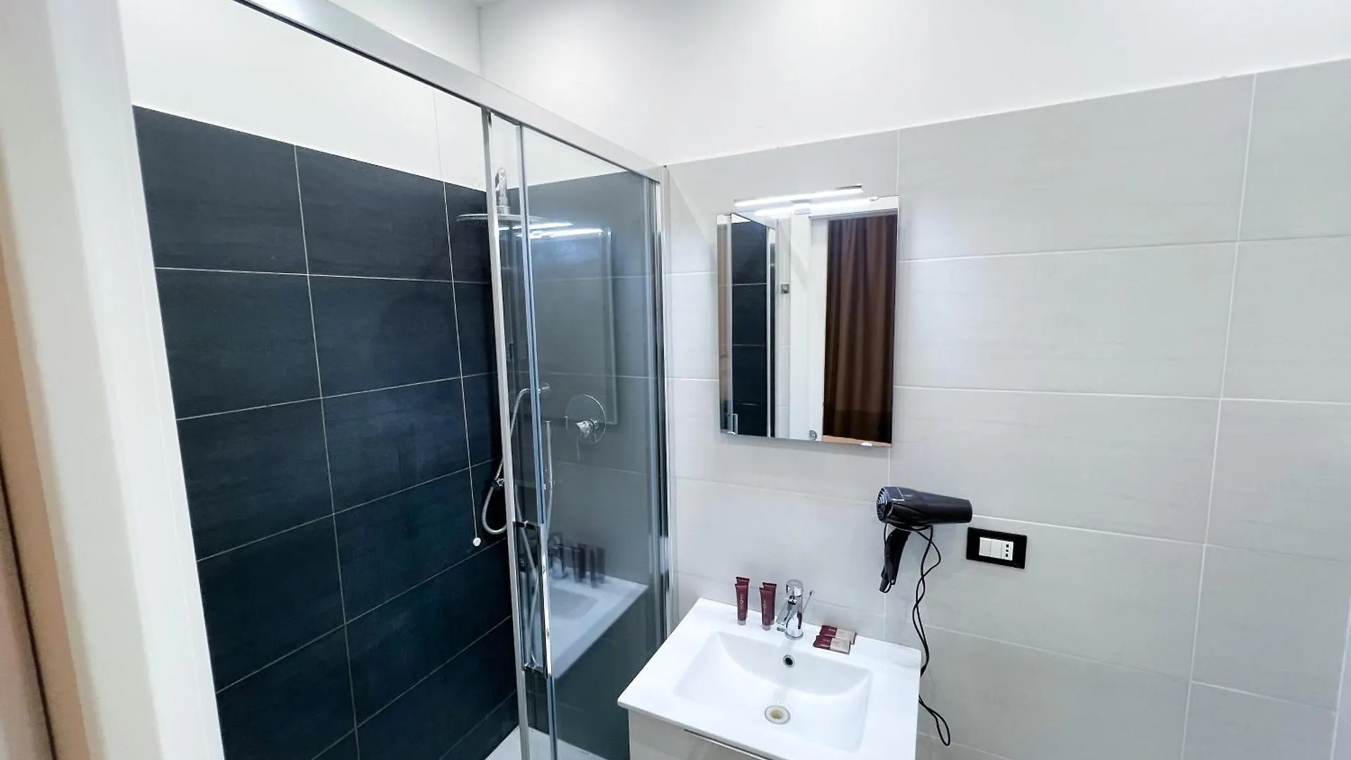 Hotel Rossovino Milano Milan